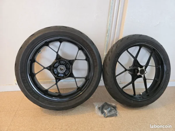 Jantes 790 / 890 KTM + pneu – Image 3